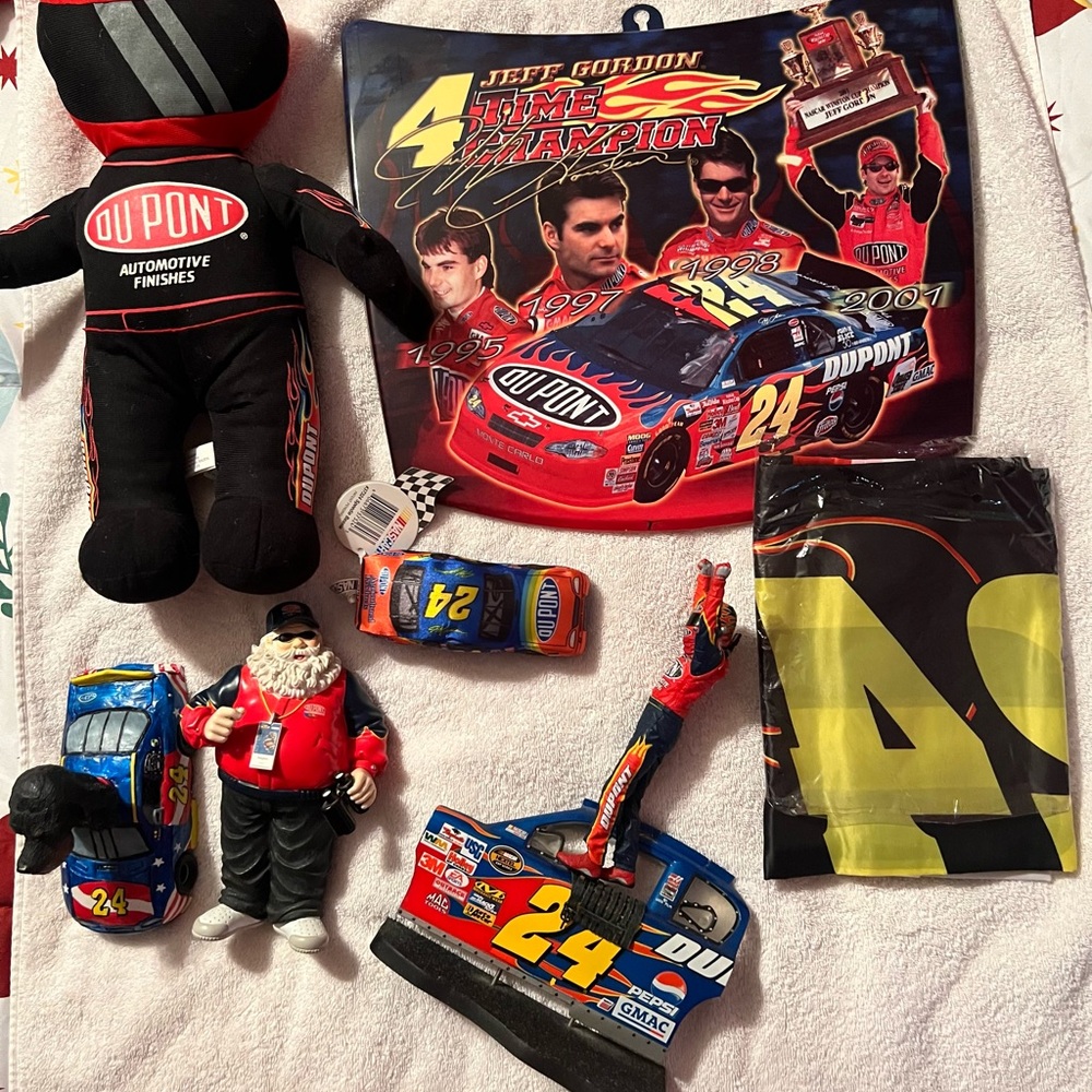 NASCAR Jeff Gordon Toy Set with Black, Red, and Blue